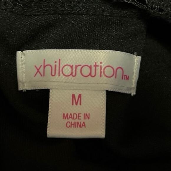 Xhilaration Black Sleeveless Crochet Lace Wide Leg Overalls Romper Jumpsuit M - Picture 5 of 6